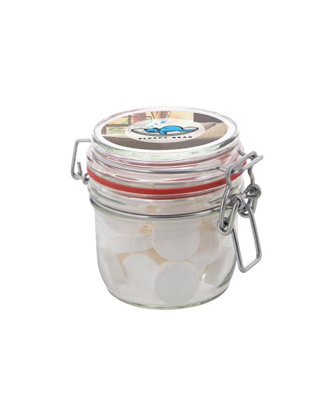 0.25 l Weck jar filled with Wilhelmina peppermint and promotional label