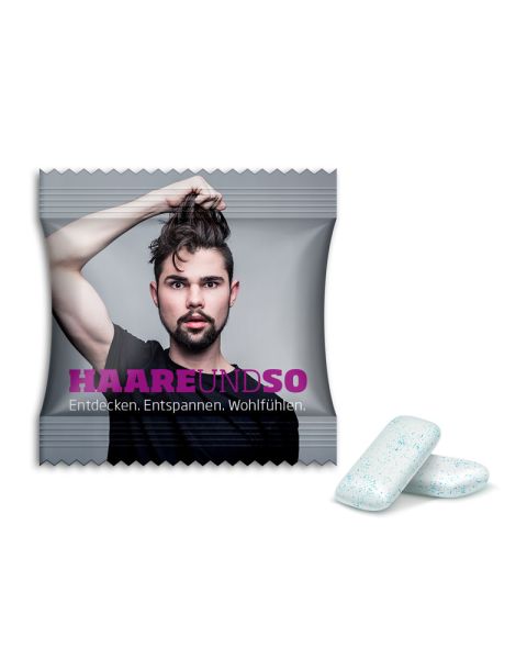 Strong Mint Gums in promotional bag with logo print