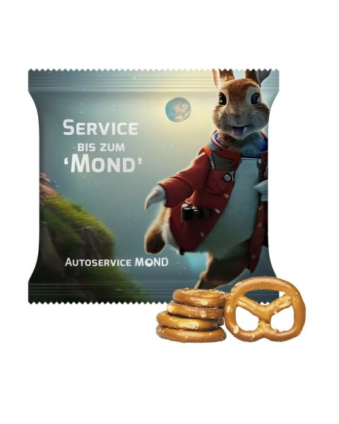 30 g organic mini pretzels in a bag with promotional print