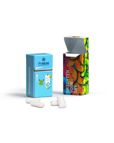 Slim box of mini KoRo menthol chewing gum with logo print