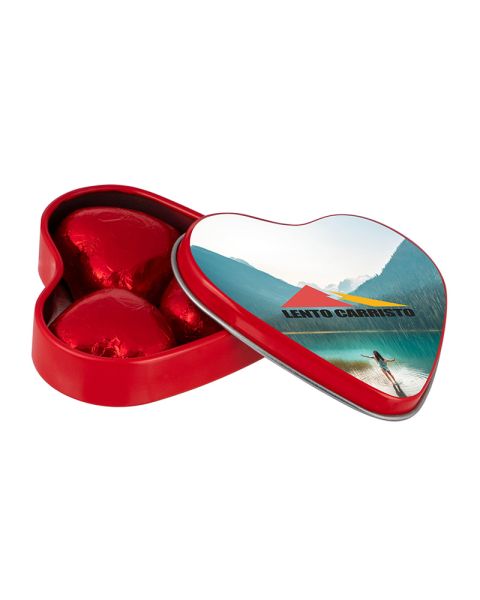 Herzförmige Dose mit Schokoladenherzen und mit Logodruck