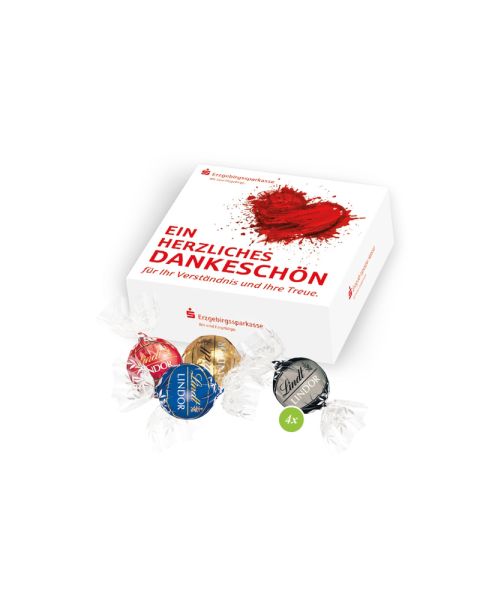4 Lindt Pralinés in einer individuellen Geschenkverpackung