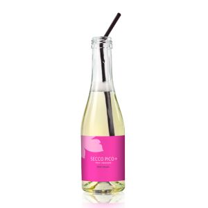 200 ml Secco mit Trinkhalm und einem Werbeetikett