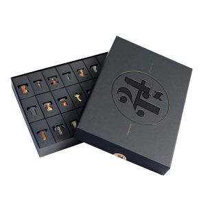 Edler Tee Adventskalender mit Personalisierung