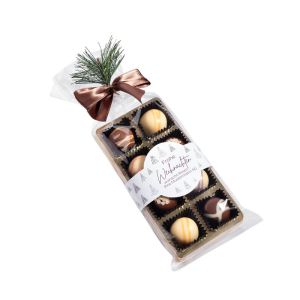 8 Weihnachtspralinen im Beutel mit Schleife und Dekozweig