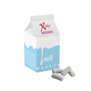 Milchverpackung mit Lakritz Schulkreide und Werbedruck
