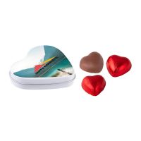 Herzförmige Dose mit Schokoladenherzen und mit Logodruck Bild 3