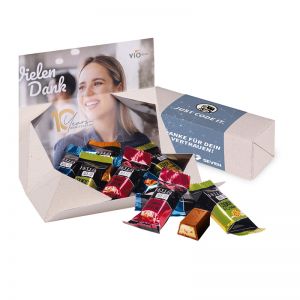 Lindt HELLO Mini Stick Mix in individueller Geschenkverpackung (Graspapier) mit Werbebanderole