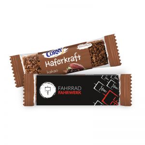 CORNY vegane Haferkraft Kakao im Werbeschuber mit Logodruck