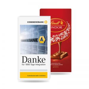 Lindt Lindor Schokoladentafel in einer Werbekartonage